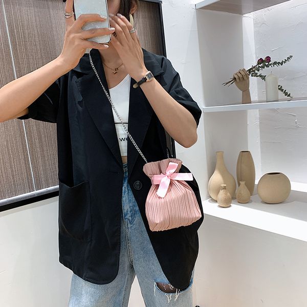 2020 new women's shoulder bag fold small fragrant wind messenger bag chain small portable female
2020 new women's shoulder bag fold small fragrant wind messenger bag chain small portable female