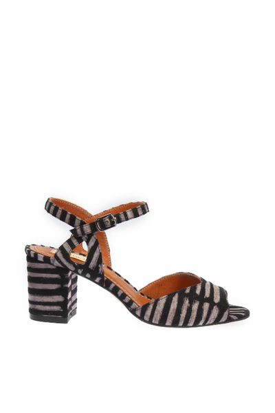 pearl black women 's sandals 120130006944 
pearl black women 's sandals 120130006944