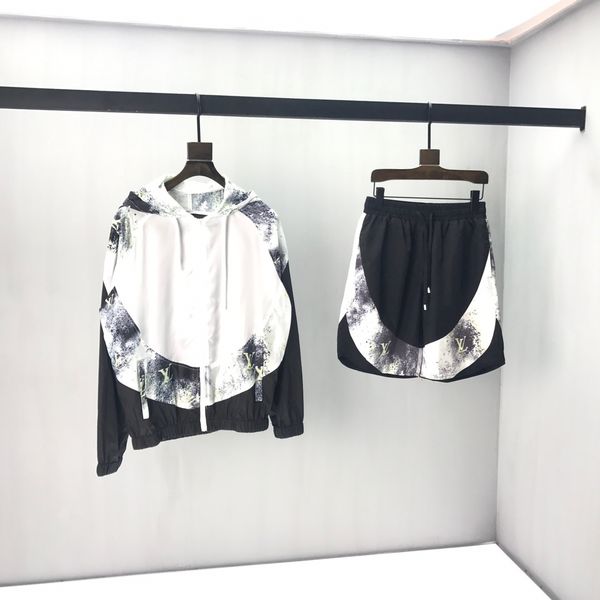 2020ns mens конструктора рубашки summer tops повседневные футболки для мужчин женщины с коротким рукавом рубашки марка одежды письмо с печат, White;black
2020ns mens конструктора рубашки summer tops повседневные футболки для мужчин женщины с коротким рукавом рубашки марка одежды письмо с печат, White;black