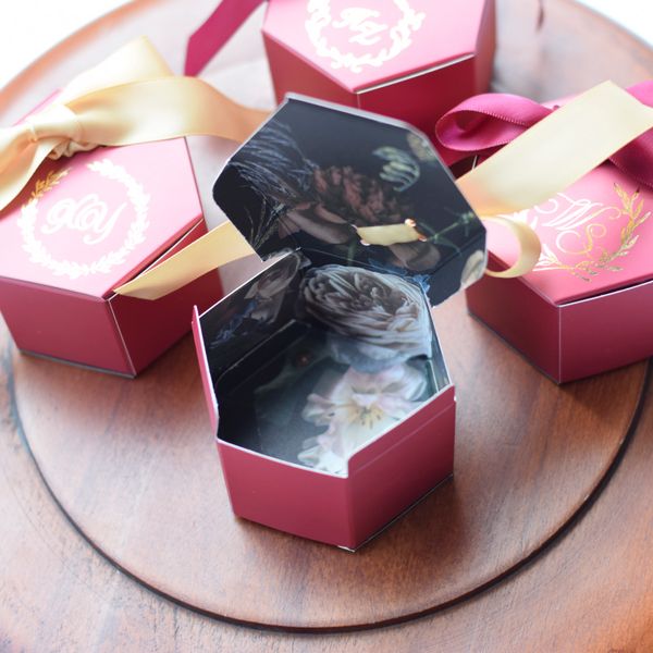 new customized wine red creative marbling style candy boxes wedding favors decoration party supplies baby paper thanks gift box
new customized wine red creative marbling style candy boxes wedding favors decoration party supplies baby paper thanks gift box