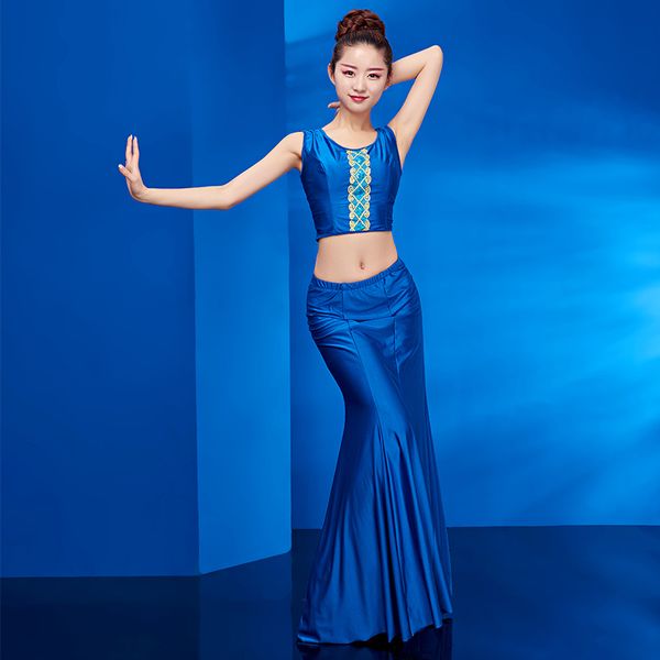 dai dance costume female sense new modern thai national style peacock dance costume fishtail skirt, Black;red
dai dance costume female sense new modern thai national style peacock dance costume fishtail skirt, Black;red