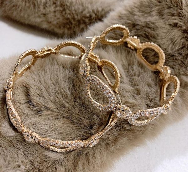 women full of rhinestone exaggerated earring fashionable big circle flash drill show hollow gem ear accessories, Golden;silver
women full of rhinestone exaggerated earring fashionable big circle flash drill show hollow gem ear accessories, Golden;silver