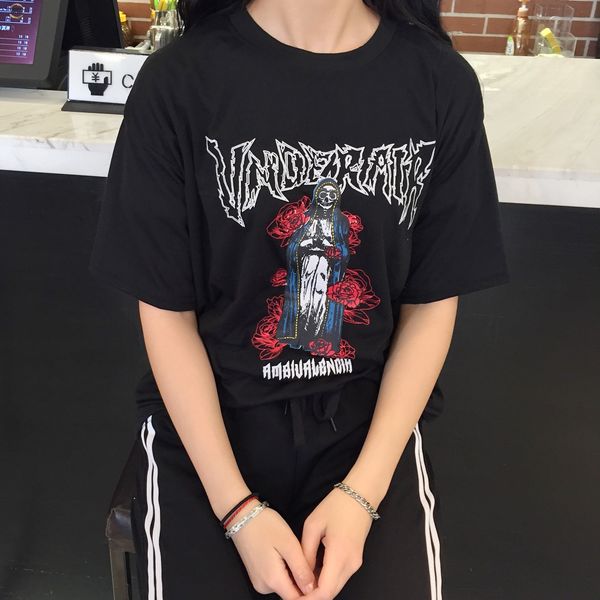 woman clothes cartoon style printed rose loose black big short sleeve female t shirt drop shipping, White
woman clothes cartoon style printed rose loose black big short sleeve female t shirt drop shipping, White