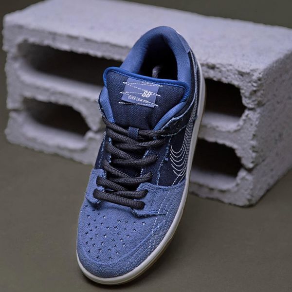 новая версия denim sb dunk low кроссовки для мужчин женщины высокого качества черный синий скейтборд тренеры спорт на открытом воздухе кросс, Black
новая версия denim sb dunk low кроссовки для мужчин женщины высокого качества черный синий скейтборд тренеры спорт на открытом воздухе кросс, Black