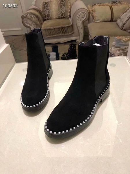 brand designer leather ladies leather suede fashion boots winter shoes pearl inlaid fashion low-heeled flat boots 35-40 size, Black
brand designer leather ladies leather suede fashion boots winter shoes pearl inlaid fashion low-heeled flat boots 35-40 size, Black
