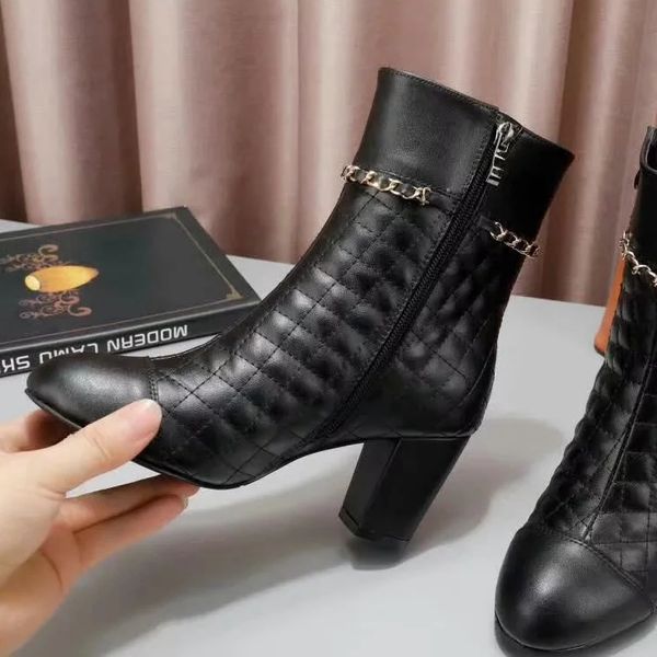 with box sneaker casual shoes trainers fashion sports shoes leather boots sandals slippers vintage air for woman xne2003, Black
with box sneaker casual shoes trainers fashion sports shoes leather boots sandals slippers vintage air for woman xne2003, Black