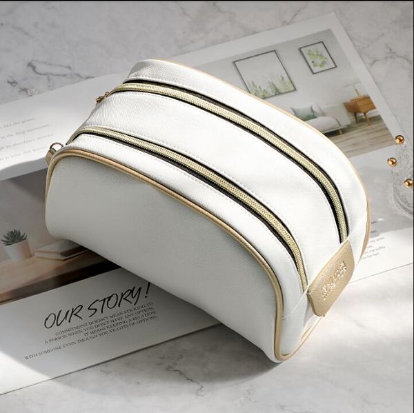 2020 women's cosmetic bags travelling toilet bag fashion women wash bag large capacity cosmetic bags makeup toiletry bag pouch
2020 women's cosmetic bags travelling toilet bag fashion women wash bag large capacity cosmetic bags makeup toiletry bag pouch