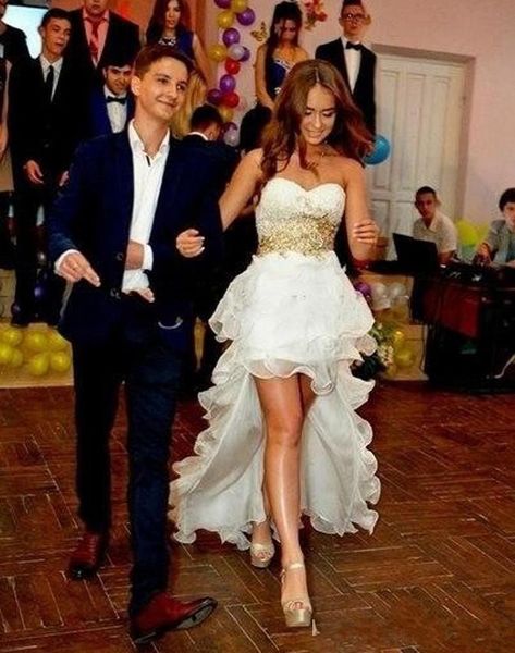 2020 sexy дешевые короткие страна a line свадебные платья sweetheart лучшие бусины хрустальные high low длина органзы оборками многоуровневы, White
2020 sexy дешевые короткие страна a line свадебные платья sweetheart лучшие бусины хрустальные high low длина органзы оборками многоуровневы, White