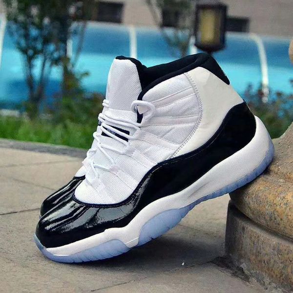 high cut new 11 velvet heiress red blue grey suede basketball shoes men spaces jams 11s xi authentic sports shoes t1a5
high cut new 11 velvet heiress red blue grey suede basketball shoes men spaces jams 11s xi authentic sports shoes t1a5