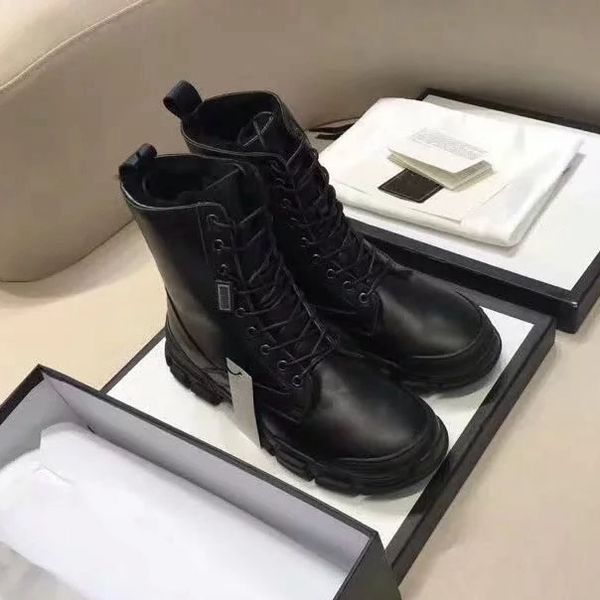 with box sneaker casual shoes trainers fashion sports shoes leather boots sandals slippers vintage air for woman kq2505, Black
with box sneaker casual shoes trainers fashion sports shoes leather boots sandals slippers vintage air for woman kq2505, Black