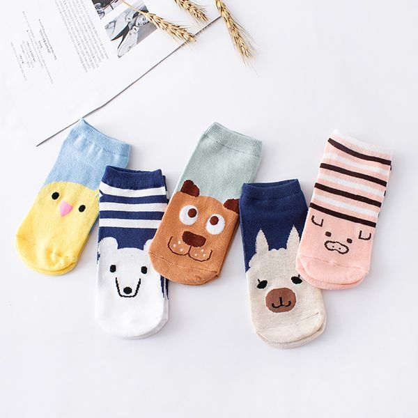 5 pairs multicolor bow female fashion ins style print anklets slippers comfortable casual gift ankle sock store vaatteet, Black;white 
5 pairs multicolor bow female fashion ins style print anklets slippers comfortable casual gift ankle sock store vaatteet, Black;white