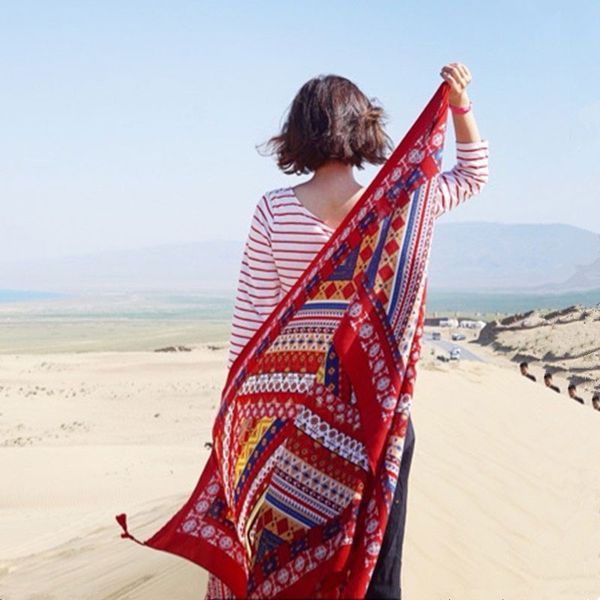 2019 fringed scarf made by high-quality designer for women's new brand simulation silk scarf super large ethnic style chinese style sca, Blue;gray
2019 fringed scarf made by high-quality designer for women's new brand simulation silk scarf super large ethnic style chinese style sca, Blue;gray