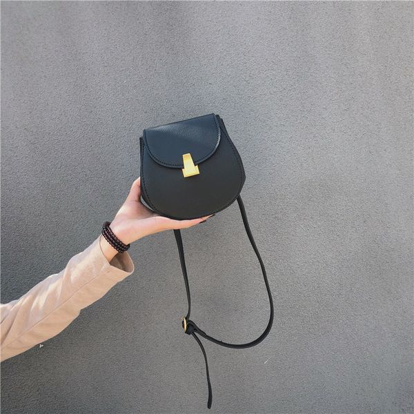 2019bv. package piggy package single shoulder messenger woman semi-circle saddle ins pocket luxury bag handbags exceed fire tide satchel
2019bv. package piggy package single shoulder messenger woman semi-circle saddle ins pocket luxury bag handbags exceed fire tide satchel