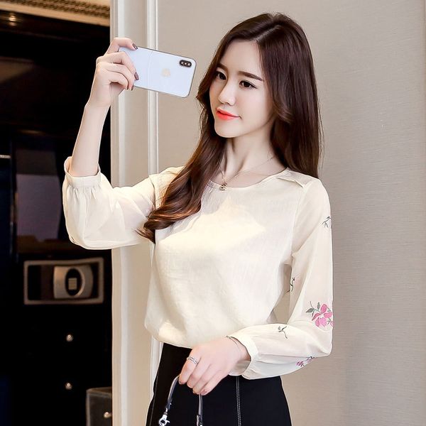 2019 new women embroidered chiffon shirt long sleeve spring korean elegant loose shirts round collar women's summer clothing top, White 
2019 new women embroidered chiffon shirt long sleeve spring korean elegant loose shirts round collar women's summer clothing top, White
