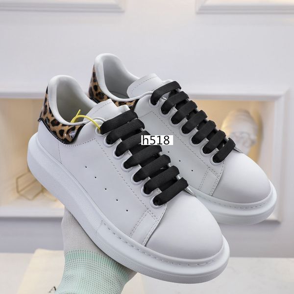 high-quality mens womens white black reflective 3m fashion ball dress casual shoes leather golden shoe tail platform shoes 4
high-quality mens womens white black reflective 3m fashion ball dress casual shoes leather golden shoe tail platform shoes 4