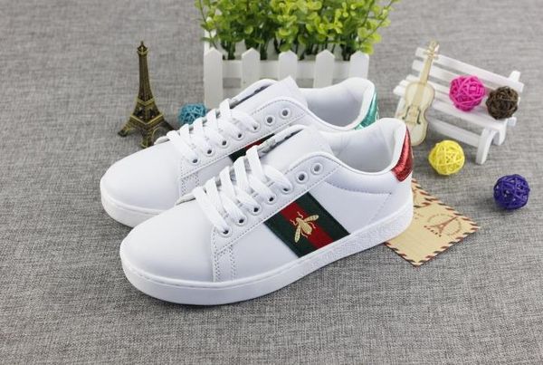 HOT Kids Basketball Casual Shoes Boys Girls Sneakers Athletic Youth Sports sneakers New Wearable casual shoes
HOT Kids Basketball Casual Shoes Boys Girls Sneakers Athletic Youth Sports sneakers New Wearable casual shoes