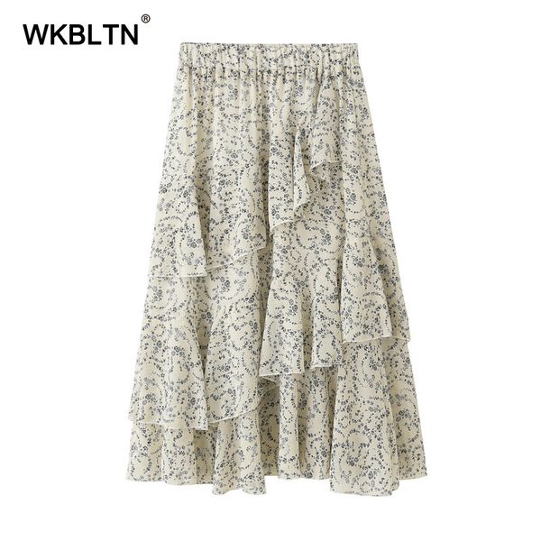 chiffon skirts high waist floral printed half length elastic skirt multilayer women pleated skirt 2020 spring autumn midi skirt, Black
chiffon skirts high waist floral printed half length elastic skirt multilayer women pleated skirt 2020 spring autumn midi skirt, Black