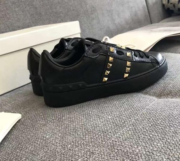 wholesale men women luxury designer shoes open shoes colors original box with golden willow colored nails size 34-46 for t01, Black
wholesale men women luxury designer shoes open shoes colors original box with golden willow colored nails size 34-46 for t01, Black