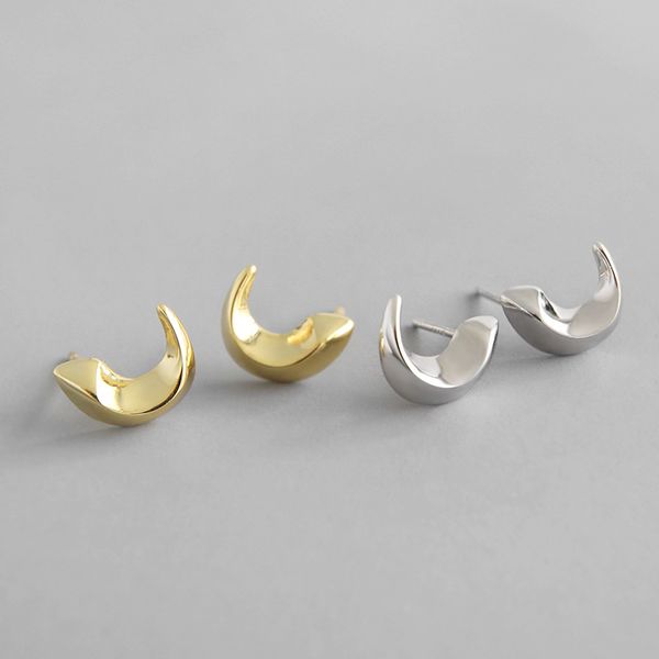 simple u shape charm 925 sterling silver jewelry vintage smooth face geometric moon stud earring for women party gift, Golden;silver
simple u shape charm 925 sterling silver jewelry vintage smooth face geometric moon stud earring for women party gift, Golden;silver