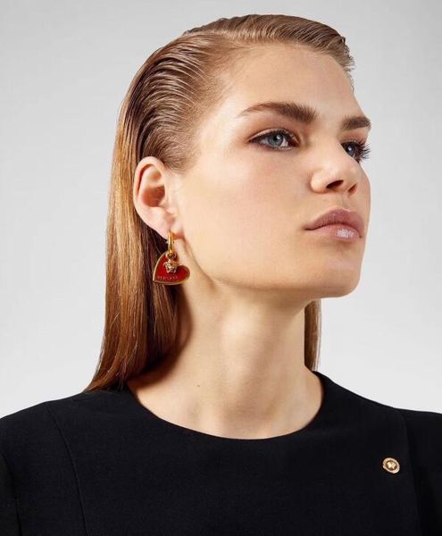 2020 lady gift luxury gold earrings brand ear studs womens jewelry accessories earrings fashion designer wedding jewelry, Golden
2020 lady gift luxury gold earrings brand ear studs womens jewelry accessories earrings fashion designer wedding jewelry, Golden