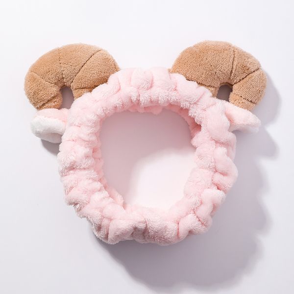 cute pink croissant hair band makeup cleansing hair band accessories plush cross headband girls cartoon headwear
cute pink croissant hair band makeup cleansing hair band accessories plush cross headband girls cartoon headwear