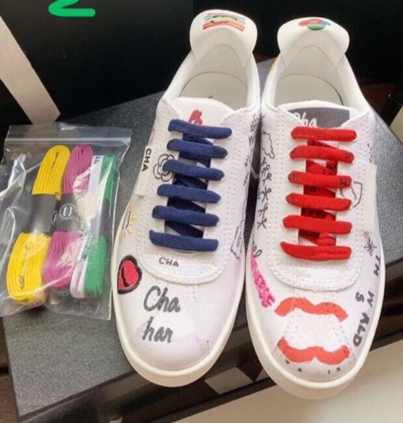 Дизайнер повседневной обуви Женщины Холст Граффити Печатные Плоские Сапоги Диза
Дизайнер повседневной обуви Женщины Холст Граффити Печатные Плоские Сапоги Диза