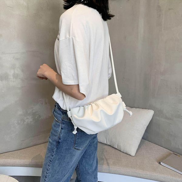 2020 new women dumplings shoulder bags design fashion pu cloud crossbody messenger bag trend handbags clutch bags female
2020 new women dumplings shoulder bags design fashion pu cloud crossbody messenger bag trend handbags clutch bags female