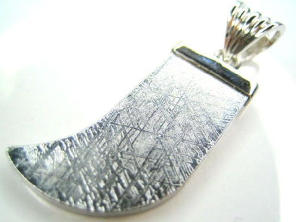 genuine natural gibeon iron meteorite moldavite knife 925 sterling silver pendant 32x24mm woman man pendant drop shipping
genuine natural gibeon iron meteorite moldavite knife 925 sterling silver pendant 32x24mm woman man pendant drop shipping