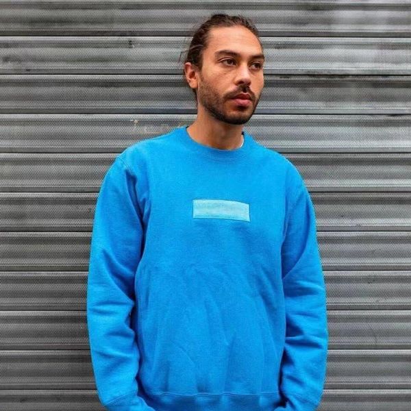 18fw hooded sweatshirt logo crewneck round neck sweater hoodie round neck sweater men and women hoodies sweater hfbywy201, Black
18fw hooded sweatshirt logo crewneck round neck sweater hoodie round neck sweater men and women hoodies sweater hfbywy201, Black