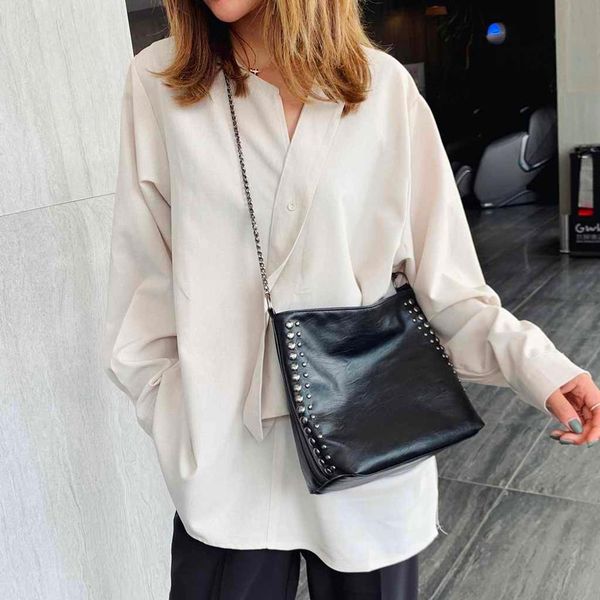rivet chain cross body bag for women 2019 simple soft leather shoulder bag casual large capacity shoulder bags handbags #15
rivet chain cross body bag for women 2019 simple soft leather shoulder bag casual large capacity shoulder bags handbags #15