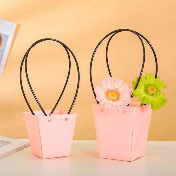 5pcs paper flower bag wreaths flower box packaging decorative handbag waterproof baskets box
5pcs paper flower bag wreaths flower box packaging decorative handbag waterproof baskets box