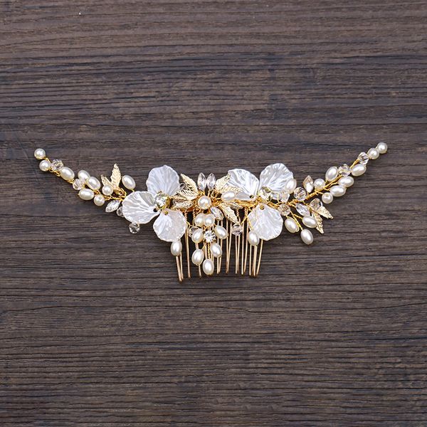 simulated pearl crystal hair jewelry flower tiara hair combs clips wedding women bridal handmade accessories, Golden;white
simulated pearl crystal hair jewelry flower tiara hair combs clips wedding women bridal handmade accessories, Golden;white
