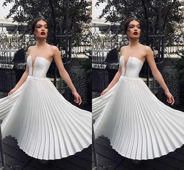 little white deep v neck short party dresses tea length wrinkles ruffle skirt women causal dress cocktail gowns 2036, Black
little white deep v neck short party dresses tea length wrinkles ruffle skirt women causal dress cocktail gowns 2036, Black