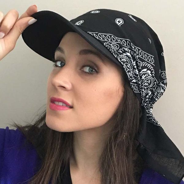 fashion women's visor printing headscarf warm hat printing letters square scarf hat square towel cap, Blue;gray
fashion women's visor printing headscarf warm hat printing letters square scarf hat square towel cap, Blue;gray