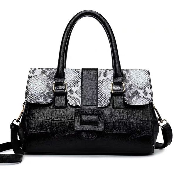 designer handbags new 2019 shoulder bag korean casual fashion messenger bag wild large capacity pillow bag
designer handbags new 2019 shoulder bag korean casual fashion messenger bag wild large capacity pillow bag