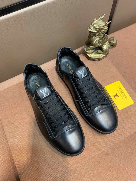 new style high-end luxury men's casual sports shoes shoes fashion design brand star same style platform men's shoes size: 38-44 jd
new style high-end luxury men's casual sports shoes shoes fashion design brand star same style platform men's shoes size: 38-44 jd