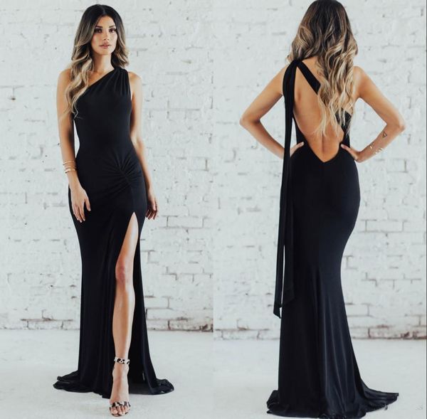 Elegant Black One Shoulder Satin Split Mermaid Long Bridesmaids Dresses 2019 Ruched Backless Floor Length Wedding Guest Prom Dress
Elegant Black One Shoulder Satin Split Mermaid Long Bridesmaids Dresses 2019 Ruched Backless Floor Length Wedding Guest Prom Dress