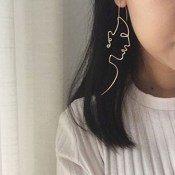 unique charming gold/silver filled face dangle wire earrings girls artsy outline long earrings for women bijoux
unique charming gold/silver filled face dangle wire earrings girls artsy outline long earrings for women bijoux