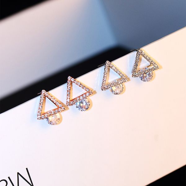 wholesale- fashion super glittering classic camellia flower with diamond crystal designer lovely cute girls woman designer earrings, Golden;silver
wholesale- fashion super glittering classic camellia flower with diamond crystal designer lovely cute girls woman designer earrings, Golden;silver