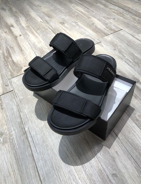 2020 latest leather casual slippers men's casual shoes fashion trend comfortable shoe size 38-45 type 39745400631
2020 latest leather casual slippers men's casual shoes fashion trend comfortable shoe size 38-45 type 39745400631