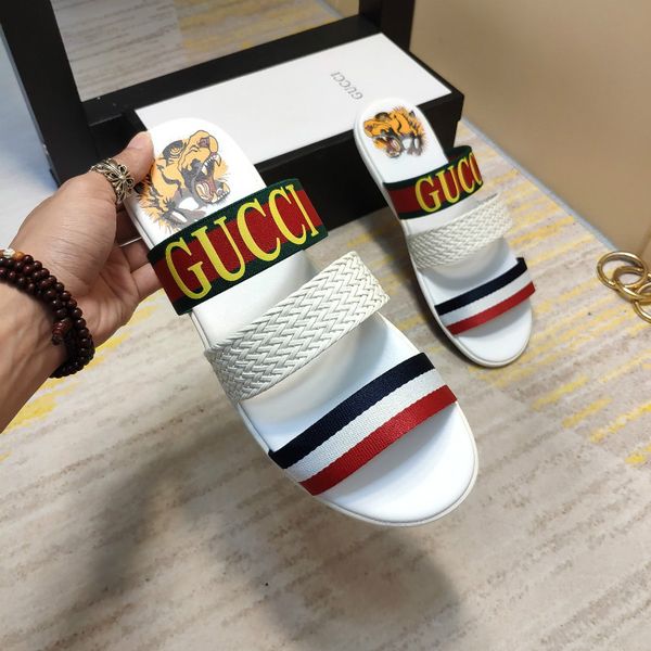 wholesale high-end men's sandals and slippers tide summer men's luxury slippers men's fashion casual outdoor explosions beach, Black
wholesale high-end men's sandals and slippers tide summer men's luxury slippers men's fashion casual outdoor explosions beach, Black