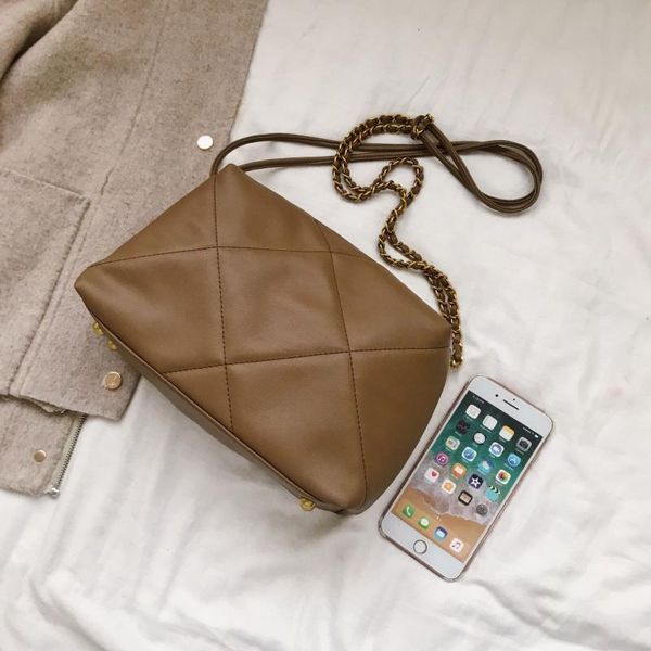 2020 textured rhombus chain bag korean version of the tide women's bag new wild fashion women's shoulder messenger
2020 textured rhombus chain bag korean version of the tide women's bag new wild fashion women's shoulder messenger