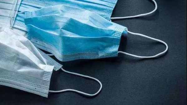 3 layer antifoam mask non woven dusk melt blown cloth masks protective ce certification disposable mouth polution masks
3 layer antifoam mask non woven dusk melt blown cloth masks protective ce certification disposable mouth polution masks