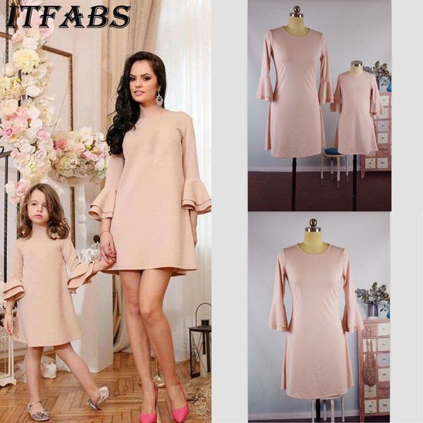 2019 mother and daughter casual autumn elegant skirt tulle dress matching outfits set, Blue
2019 mother and daughter casual autumn elegant skirt tulle dress matching outfits set, Blue