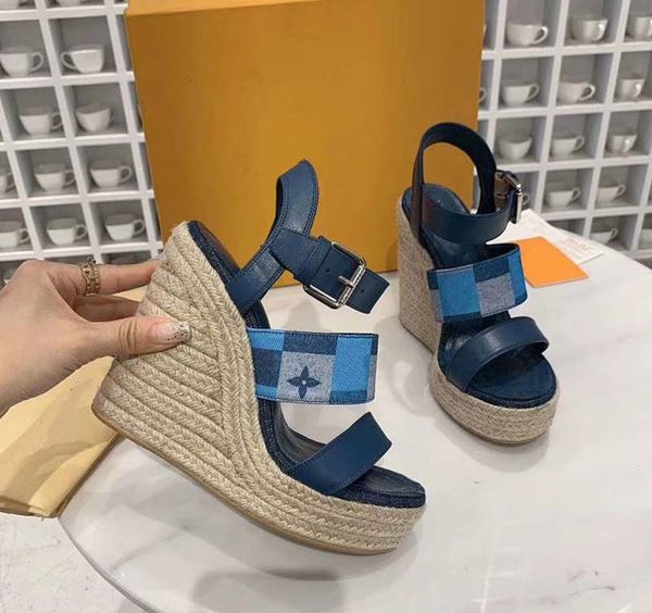 woman slippers sandals shoe real leather slides slippers sandals huaraches loafers scuffs for woman eu:35-41 l1903, Black;red
woman slippers sandals shoe real leather slides slippers sandals huaraches loafers scuffs for woman eu:35-41 l1903, Black;red