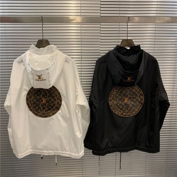 2020 new luxurious brands design monogram letters embroiderd lightweight jacket men women outdoor streetwear sweatshirt hoodies
2020 new luxurious brands design monogram letters embroiderd lightweight jacket men women outdoor streetwear sweatshirt hoodies