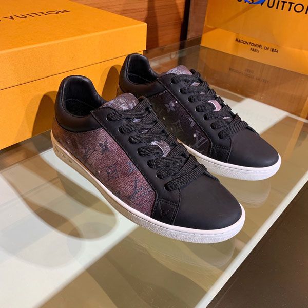 new men shoes low help basketball sneakers real leather platform outdoor shoes superstars fashion mens sport shoes with box, Black
new men shoes low help basketball sneakers real leather platform outdoor shoes superstars fashion mens sport shoes with box, Black