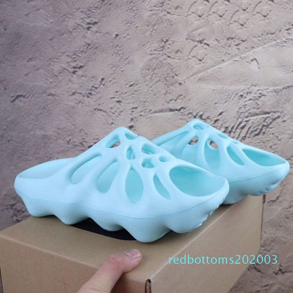 net red fish mouth hole wave sandals and slippers indoor bathroom thick bottom couple slippers summer flip flops soft water sandals r03, Black
net red fish mouth hole wave sandals and slippers indoor bathroom thick bottom couple slippers summer flip flops soft water sandals r03, Black
