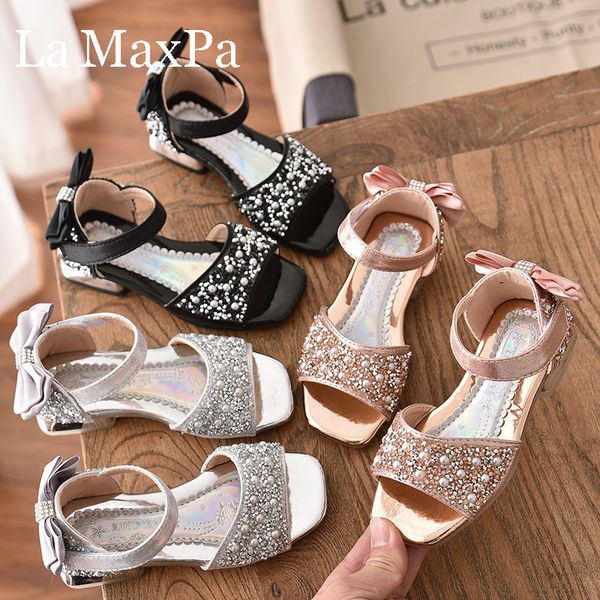 sandals 2021 summer fashion girl's soft bottom princess shoes diamond set baby open toe children's beach, Black;red
sandals 2021 summer fashion girl's soft bottom princess shoes diamond set baby open toe children's beach, Black;red