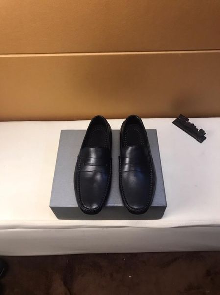 high-end luxury men's casual business dress shoes fashion design brand   classic men's shoes platform leather upper size 38-44
high-end luxury men's casual business dress shoes fashion design brand   classic men's shoes platform leather upper size 38-44